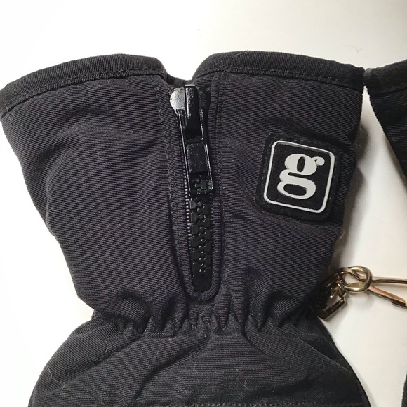 Grandoe Drive-Gard Technology Black Ski Gloves with zipper for Adults/Teens - Picture 3 of 4